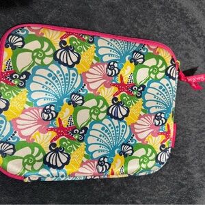 Laptop Sleeve Designer By Lilly Pulitzer, Size: Small